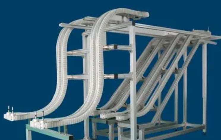 柔性鏈輸送機的優(yōu)勢有哪些？