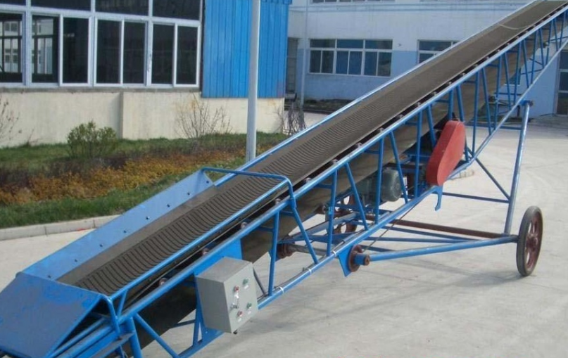 帶式輸送機(jī)都有哪些部分組成？
