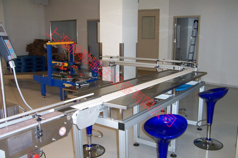 柔性輸送機(jī)安裝需要做的具體準(zhǔn)備工作 柔性輸送機(jī)安裝需要做的具體準(zhǔn)備工作